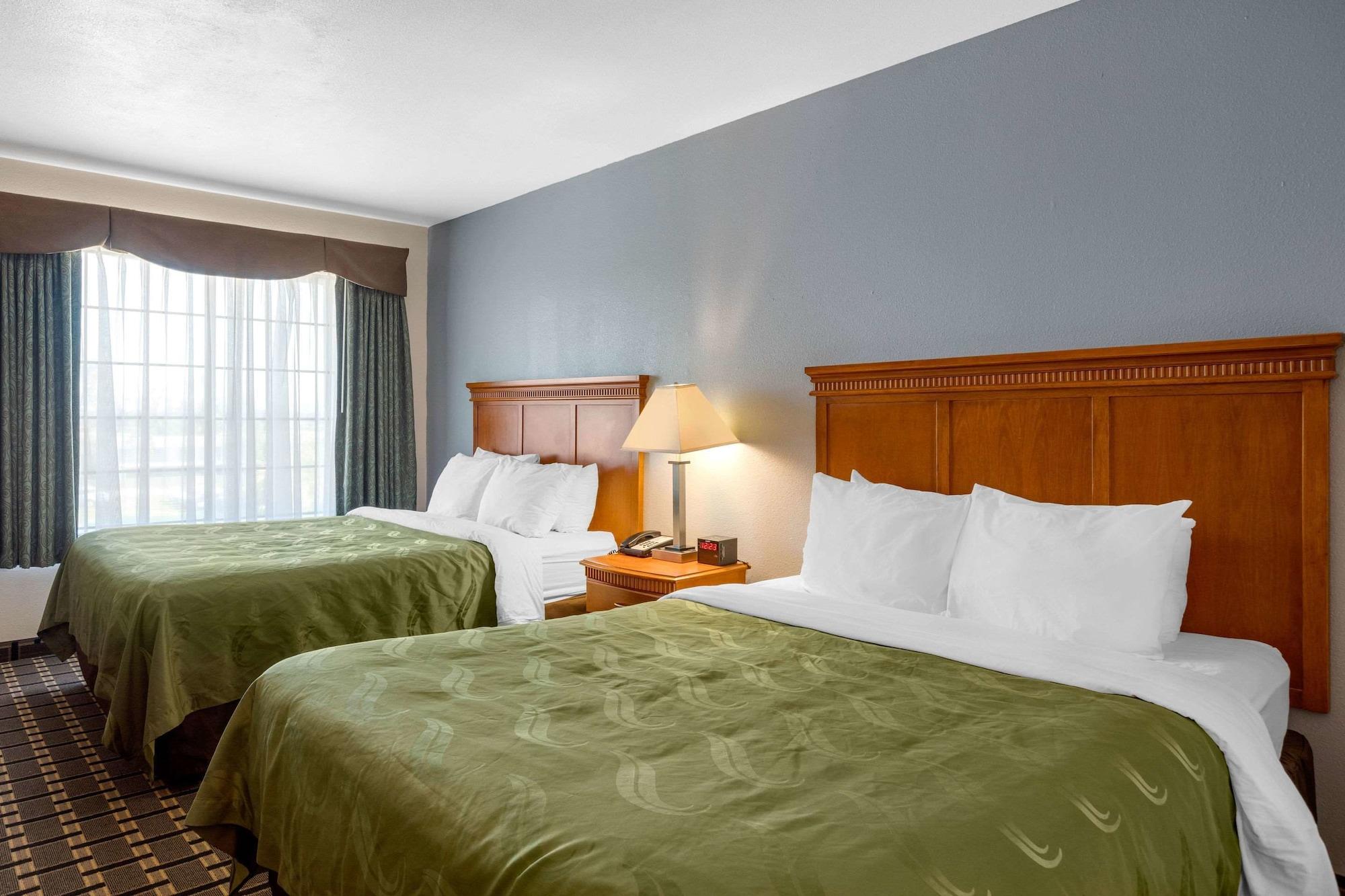 Quality & Huntington Hotel