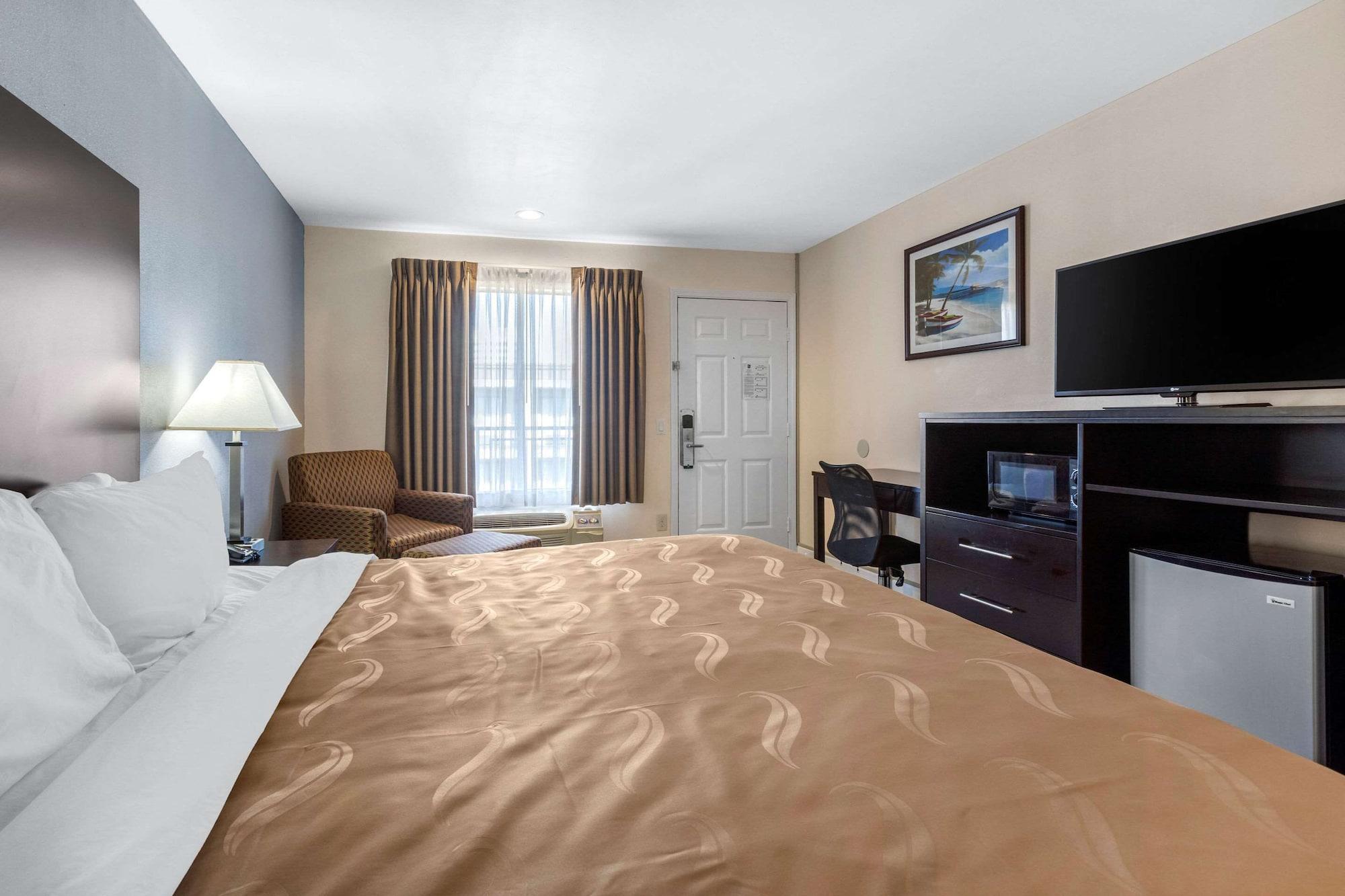 Hotel Quality & Huntington 2*