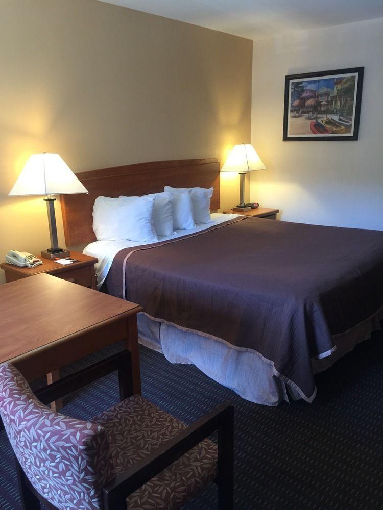 Hotel Quality & Huntington 2*