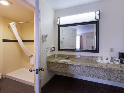 Hotel Quality & Huntington 2*