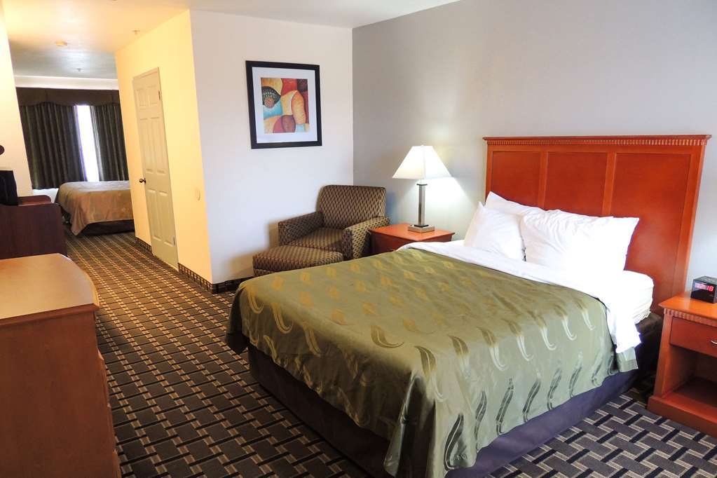 Hotel Quality & Huntington 2*